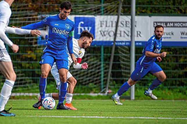 Bild 37: SV 08 Laufenburg muss sich mit 1:1 gegen SV Endingen begnügen &ndash; und wir haben Bilder!