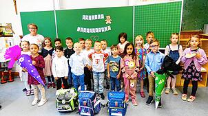 Conradin-Kreutzer-Schule, Meßkirch; 1a: 20 Erstklässler werden in der Klasse 1a von Ulrike Möhrle unterrichtet.