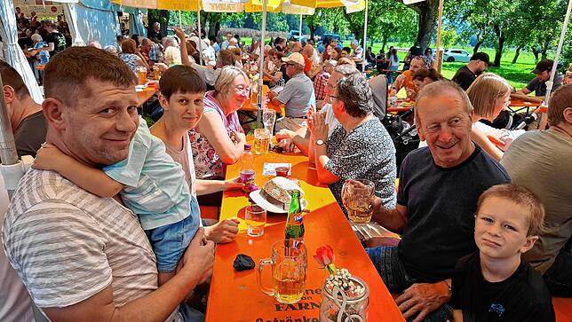 Bild 12: Bilder vom Dorffest: Bestes Wetter und beste Stimmung beim Dorffest in Limpach im Deggenhausertal