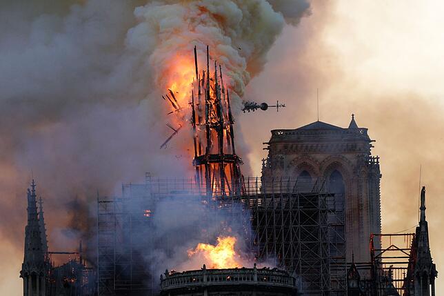 Bild 8: Notre-Dame in Flammen: Bewegende Bilder aus Paris