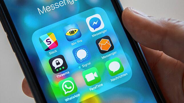 Auch im Landkreis Tuttlingen treten gehäuft Fälle mit einer Whatsapp-Betrugsmasche auf. Das Ziel sind Senioren, die um ihr Geld gebracht ...