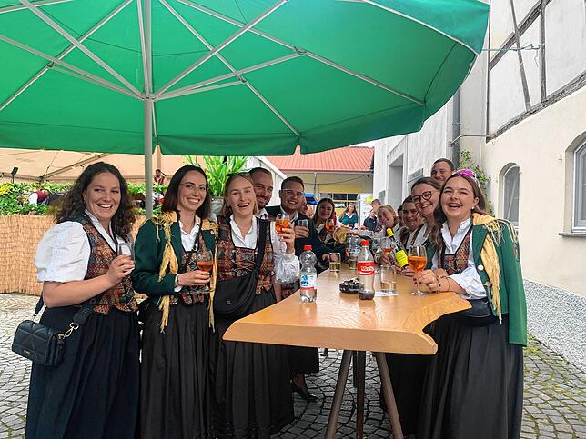 Bild 1: Hier sind die besten Bilder vom Torkelfest in Bermatingen