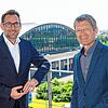 Stefan Mittag (links) ist Bereichsleiter Finanzen bei der Messe Friedrichshafen sowie Mitgeschäftsführer der fairnamic GmbH. Klaus ...