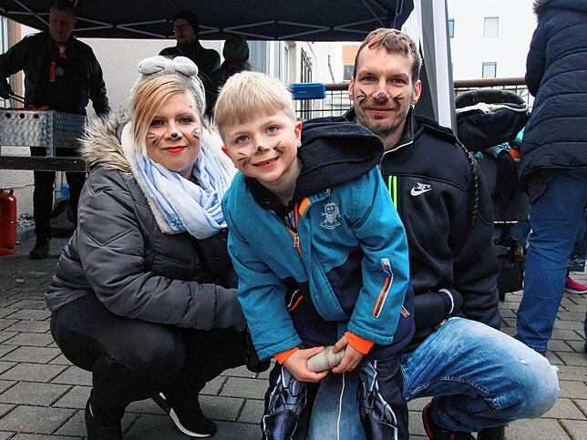 Bild 7: Buntes Treiben beim Mini-Kinderball der Froschenzunft