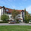 Das Ameos-Pflegehaus Silberdistel in Stetten a.k.M. schließt Ende des Jahres. Jetzt ist jedoch klar, dass es mit dem Haus weitergeht: ...