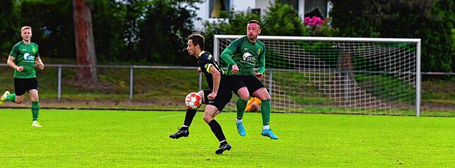 Bild 23: SV Herten besiegt den TuS Efringen-Kirchen mit 3:1 &ndash; und wir haben Bilder!