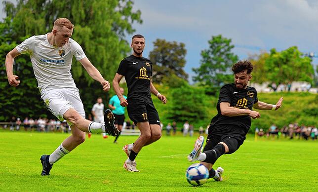 Bild 42: Die Südsterne feiern! Unsere große Bildergalerie vom Relegationsspiel zwischen Singen und Laufenburg