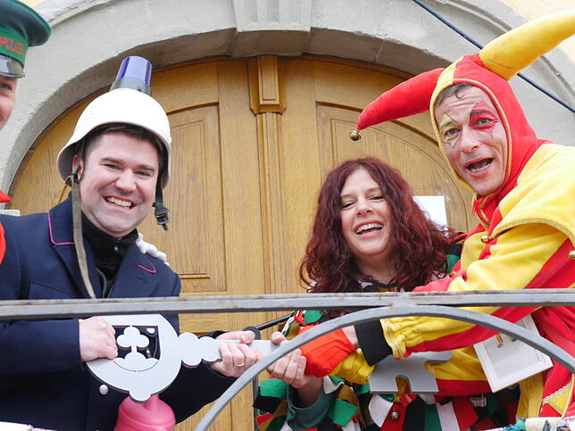 Bild 10: Bilder vom Schmotzigen in Hilzingen: Fasnacht 2025 mit buntem Treiben!