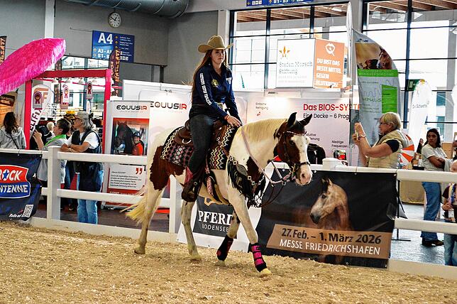 Bild 3: Action, Pferde und Westernflair: Bilder vom ersten Tag der Americana in Friedrichshafen