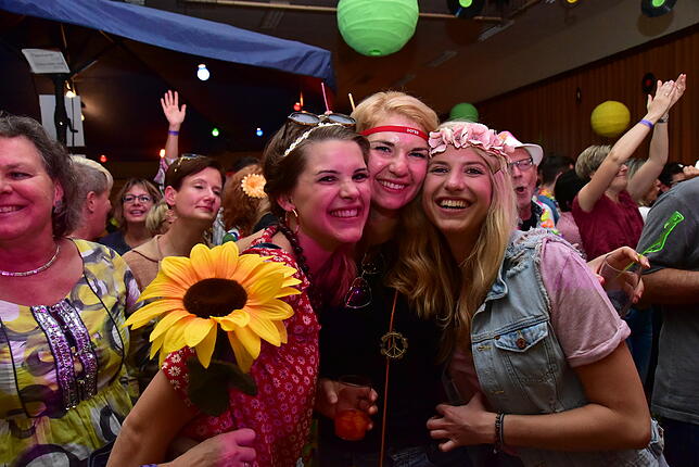 Bild 11: Bilder und Videos vom Konzert von Papi's Pumpels in Tennenbronn