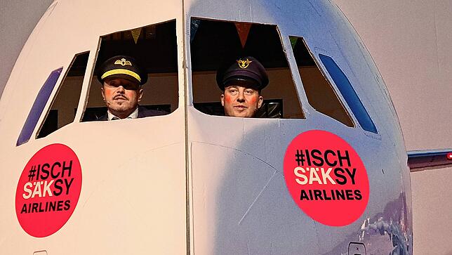 Bild 14: Bad Säckinger Narren setzen Närrische Spitzen: Drei Abende voller Spaß im Kursaal!