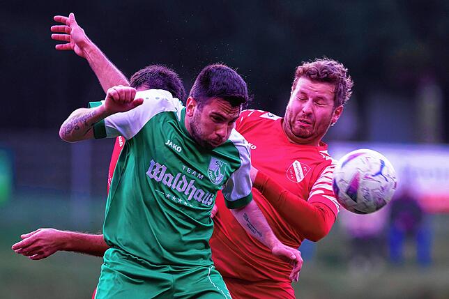 Bild 36: FC Bergalingen II gewinnt Kellerduell gegen Schlusslicht SV Waldhaus II mit 3:2 – wir haben Fotos!