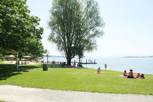 Bild 2: Wie sicher sind die Frei- und Strandbäder in der Region? Der SÜDKURIER stellt Wasserflächen und Badeaufsichten vor