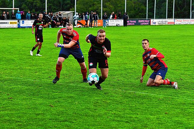 Bild 22: Spvgg. Andelsbach holt sich ein 1:1 im Derby gegen den SC Niederhof/Binzgen &ndash; und wir haben Bilder!