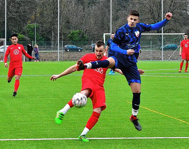 Bild 8: VfB Waldshut düpiert Schlusslicht FC Tiengen 08 im Derby mit 7:0 &ndash; und wir haben Bilder!