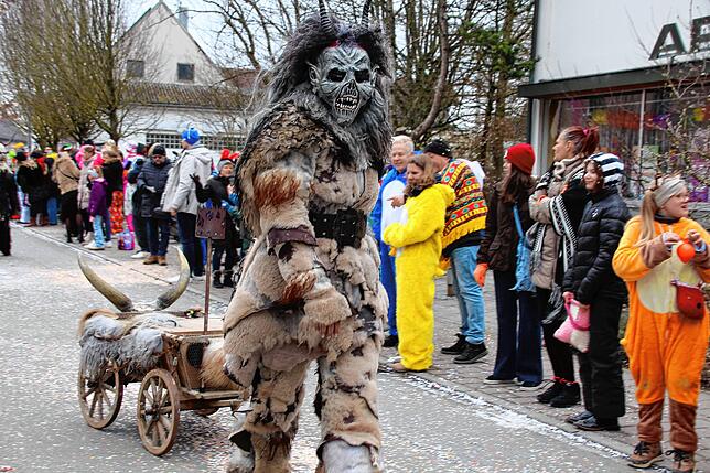 Bild 22: Großer Narrenumzug in Wald