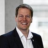 Malte Drescher, Professor für Physikalische Chemie, beginnt seine zweite Amtszeit als Prorektor und ist nun für Forschung, ...