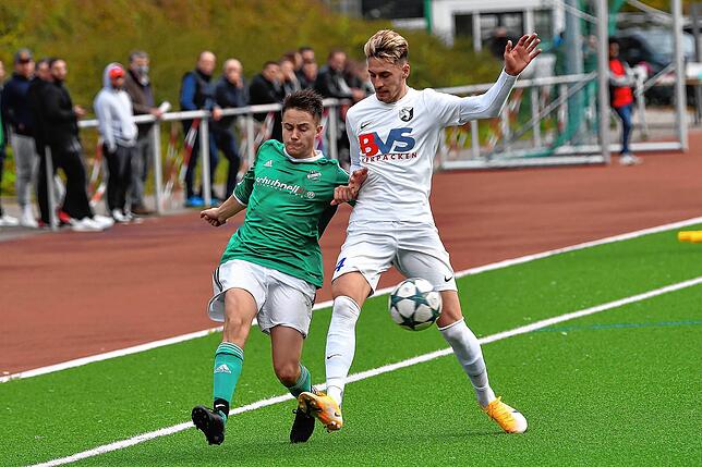 Bild 20: FC Erzingen gewinnt das Spitzenspiel mit 5:3 beim FC Zell &ndash; und wir haben Bilder!