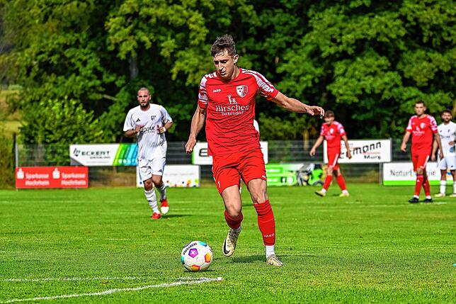 Bild 2: SV Blau-Weiß Murg besiegt den FC Schlüchttal mit 4:1 – und wir haben Bilder!