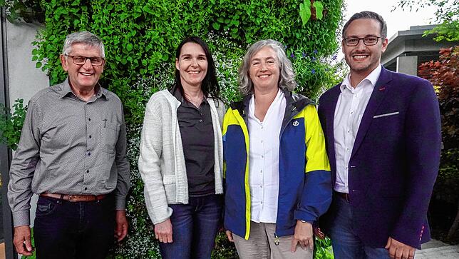 Die Organisatoren und der Gewerbeverein Hohenfels, vertreten durch Paul Saum, Martina Muffler und Daniela Jage. (von links) Auch ...