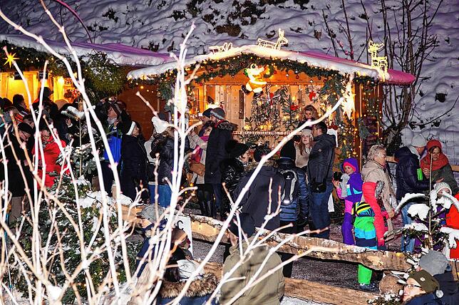 Das Schlendern durch das Weihnachtsdörfle fällt dieses Jahr leider aus. Bild: Gerold Bächle