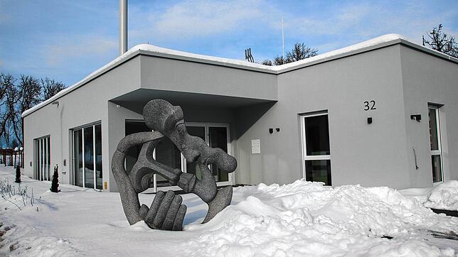 Das Meßkircher Krematorium hat zu Beginn dieser Woche den Betrieb aufgenommen. Es ist das erste im Landkreis Sigmaringen. Andere in der ...
