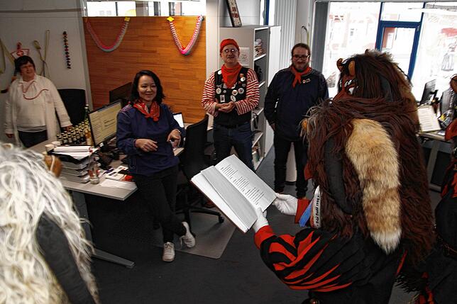 Bild 27: Fasnet Donaueschingen: Närrische Stimmung im SÜDKURIER-Stüble