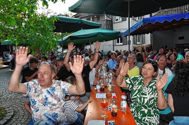 Bild 6: Das 31. Bermatinger Torkelfest ist eröffnet – hier die besten Bilder vom Auftakt