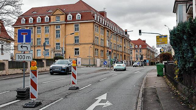 Auf dem Hindenburgring kann man seit 20. November nicht mehr in Richtung Brigachtal abbiegen. Umleitungen sind ausgeschildert.