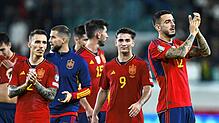 Trainiert die spanische Nationalmannschaft nächsten Sommer auf dem Platz des SV Aasen? Superstar Gavi (Zweiter von rechts) könnte ...