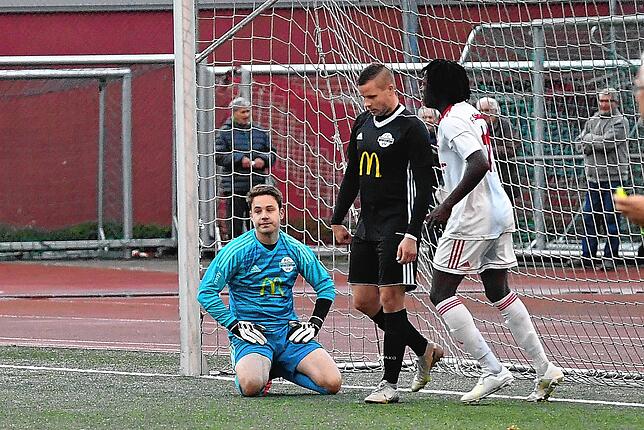 Bild 5: FC Schönau gelingt gegen den FC Wallbach der zweite Saisonsieg &ndash; hier gibt&lsquo;s Bilder!