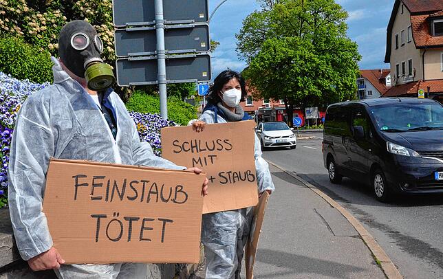 Klare Ansage an Autofahrer bei der Trecker-Aktion in Markdorf.