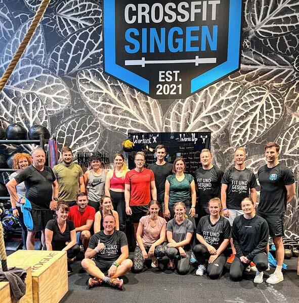 Fit und Gesund beim Crossfit in Singen Bei Crossfit wird gemeinsam mit passenden Übungen für jeden Teilnehmer trainiert. Die Fit-und Gesund-Gruppe hat es getestet.