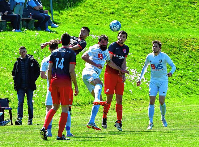 Bild 41: FC Schönau siegt überraschend mit 1:0 beim FC Erzingen &ndash; und wir haben Bilder!