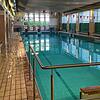 Im Hallenbad der Friedensschule haben Generationen von Kindern das Schwimmen gelernt. Nun soll Schluss sein: Die Bäder VS haben ...