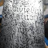 Was bedeutet die Inschrift auf dem Henkerschwert?