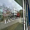 Der Eingang zum Landgericht Konstanz an der Unteren Laube. Hier wird seit einigen Tagen gegen drei Männer wegen schwunghaftem ...