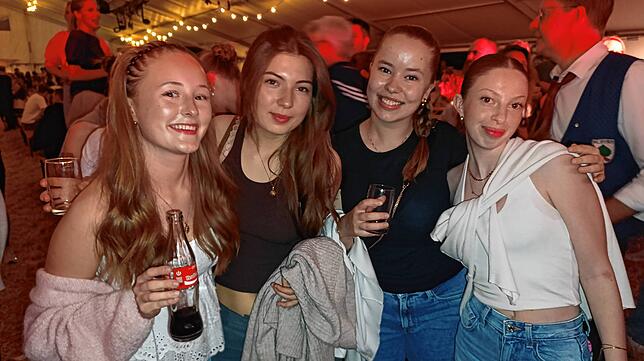 Bild 11: DJ Beestyle beim Bezirksmusikfest in Lauchringen – exklusive Bilder!