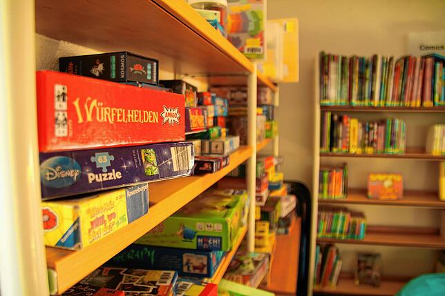 Die Spielesegment in der Stadtbibliothek wächst seit Jahren stark.