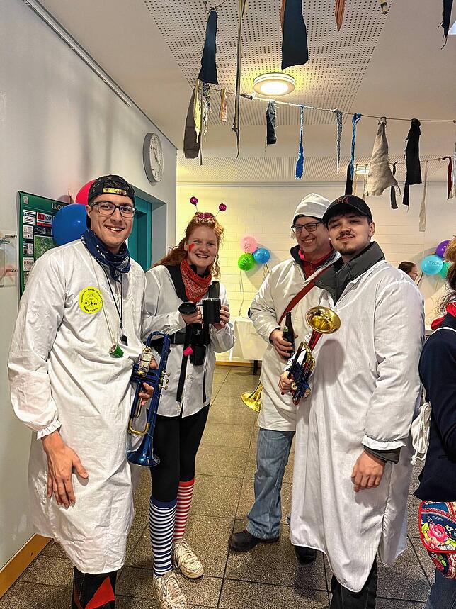 Bild 23: Schmutziger Donnerstag in Küssaberg: Hier die einzigartigen Bilder des Tages!