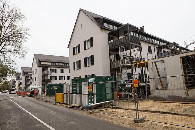 Die dichte Bauweise der neuen Gebäude in der Markgrafenstraße fällt vielen Anwohnern negativ auf.