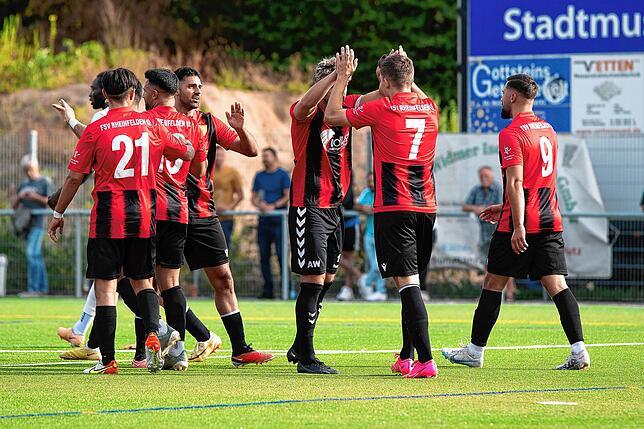 Bild 11: FSV Rheinfelden bezwingt den SV 08 Laufenburg mit 5:2 &ndash; und wir haben Bilder!