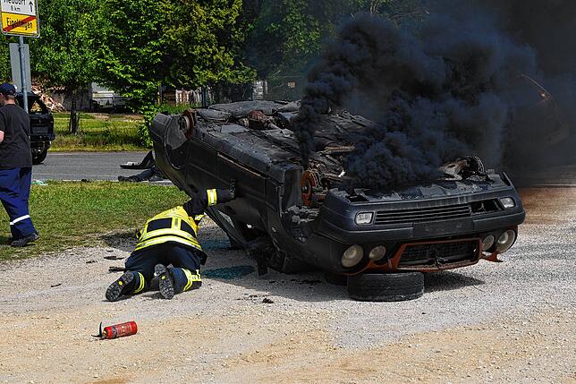 Bild 24: Bilder der Abschlussübung einer Blaulichtorganisationenübergreifenden Fortbildung