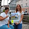 Tiena Kiene (links) und Teresa Scheu sind die Glücksbotschafterinnen von Meßkirch und Sauldorf und leiten das Projekt.