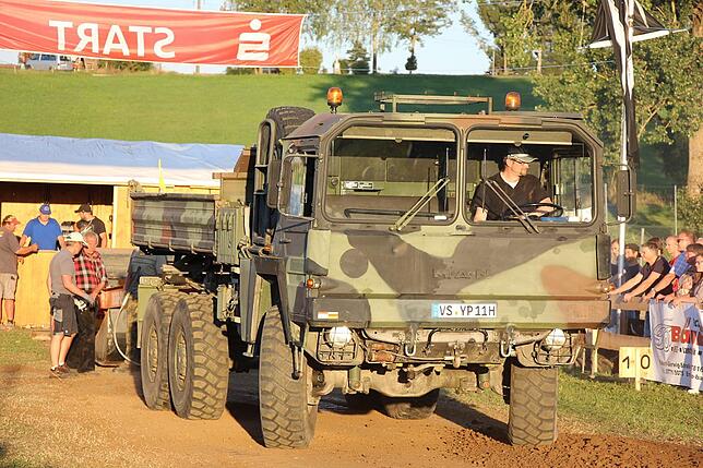 Bild 31: Bilder: Tractorpulling in Sumpfohren 2018