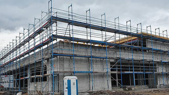 In Waldshut entsteht ein neues Feuerwehrhaus mit Kita auf dem Dach. Nach der jüngsten Kostenaufstellung im Gemeinderat sind dunkle ...
