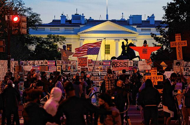 Auch auf der Black Lives Matter Plaza in Washington, in Sichtweite des Weißen Hauses, finden Demonstrationen statt.