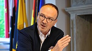 Unter Uli Burchardt als Oberbürgermeister hat Konstanz als erste Stadt Deutschlands den Klimanotstand ausgerufen. Aber wie können ...