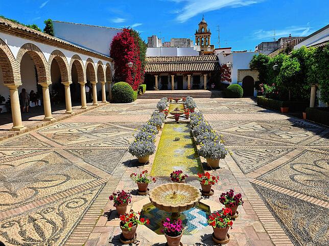 Patios voller Poesie: Der Palacio de Viana in Córdobas Altstadt verzaubert mit zwölf blühenden Innenhöfen.