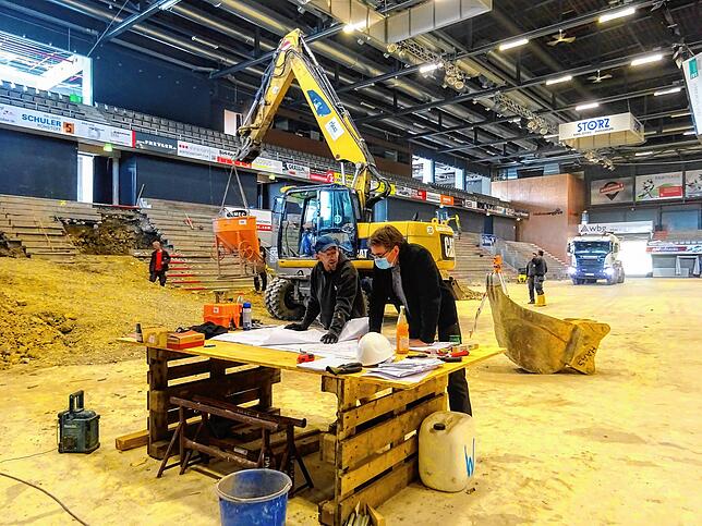 Komplett erneuert wurden die Zuschauerränge im Mai 2020.